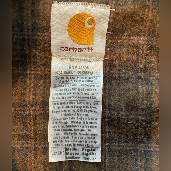 **SOLD** Vintage J97 Carhartt Coat - Picture 7 of 8